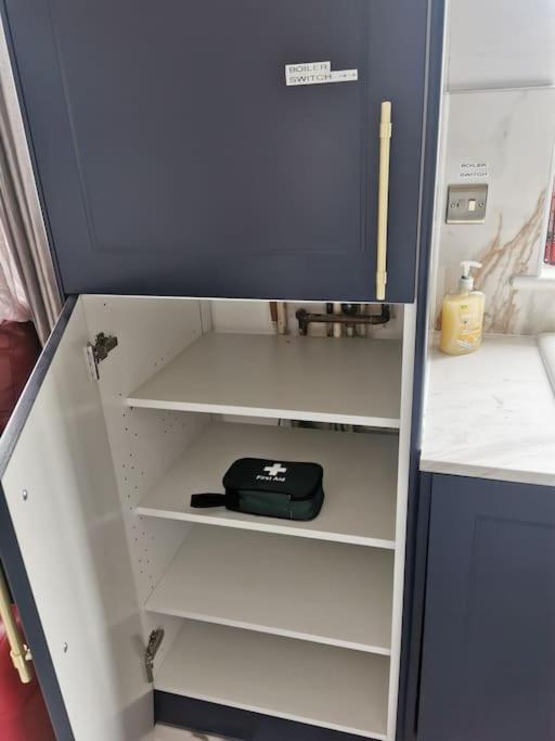 Modern 2 Bedroom Flat By Dover Port, Castle& Sea! Exteriör bild