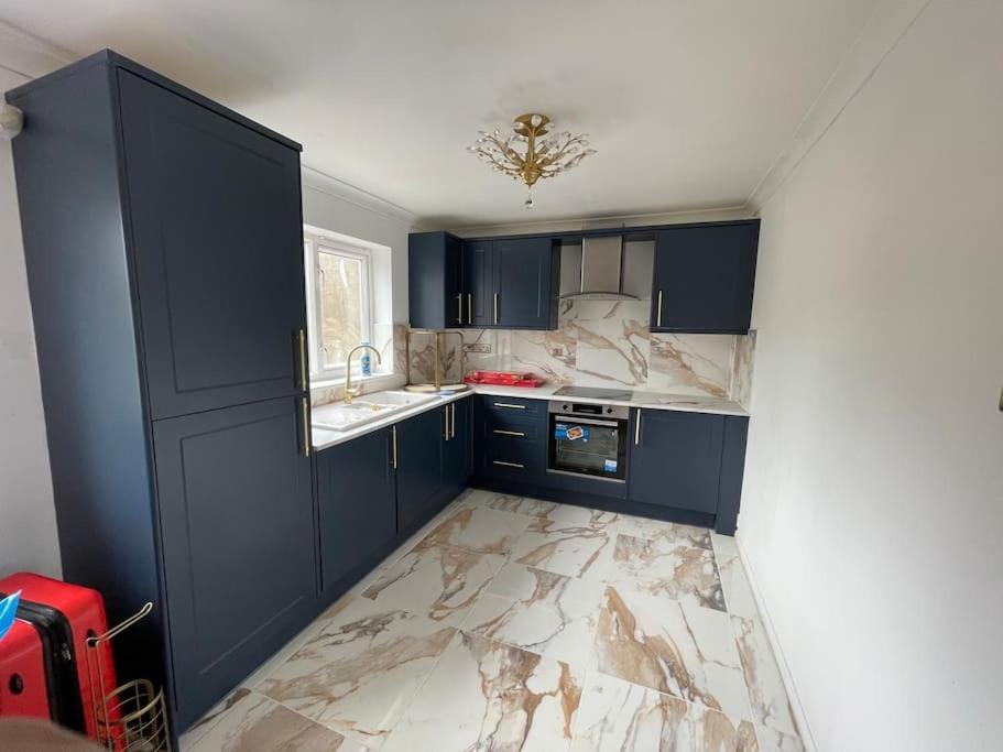 Modern 2 Bedroom Flat By Dover Port, Castle& Sea! Exteriör bild