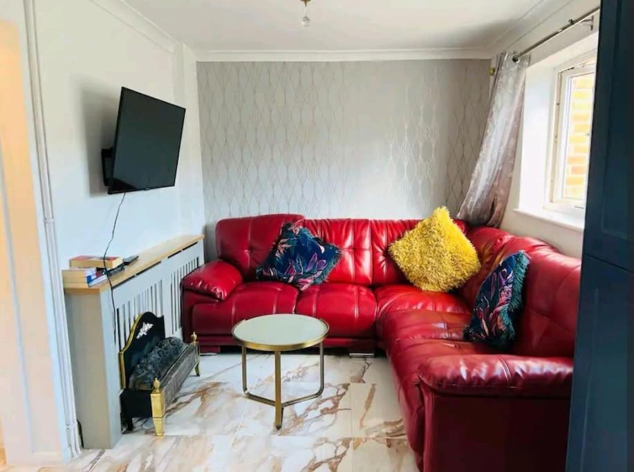 Modern 2 Bedroom Flat By Dover Port, Castle& Sea! Exteriör bild